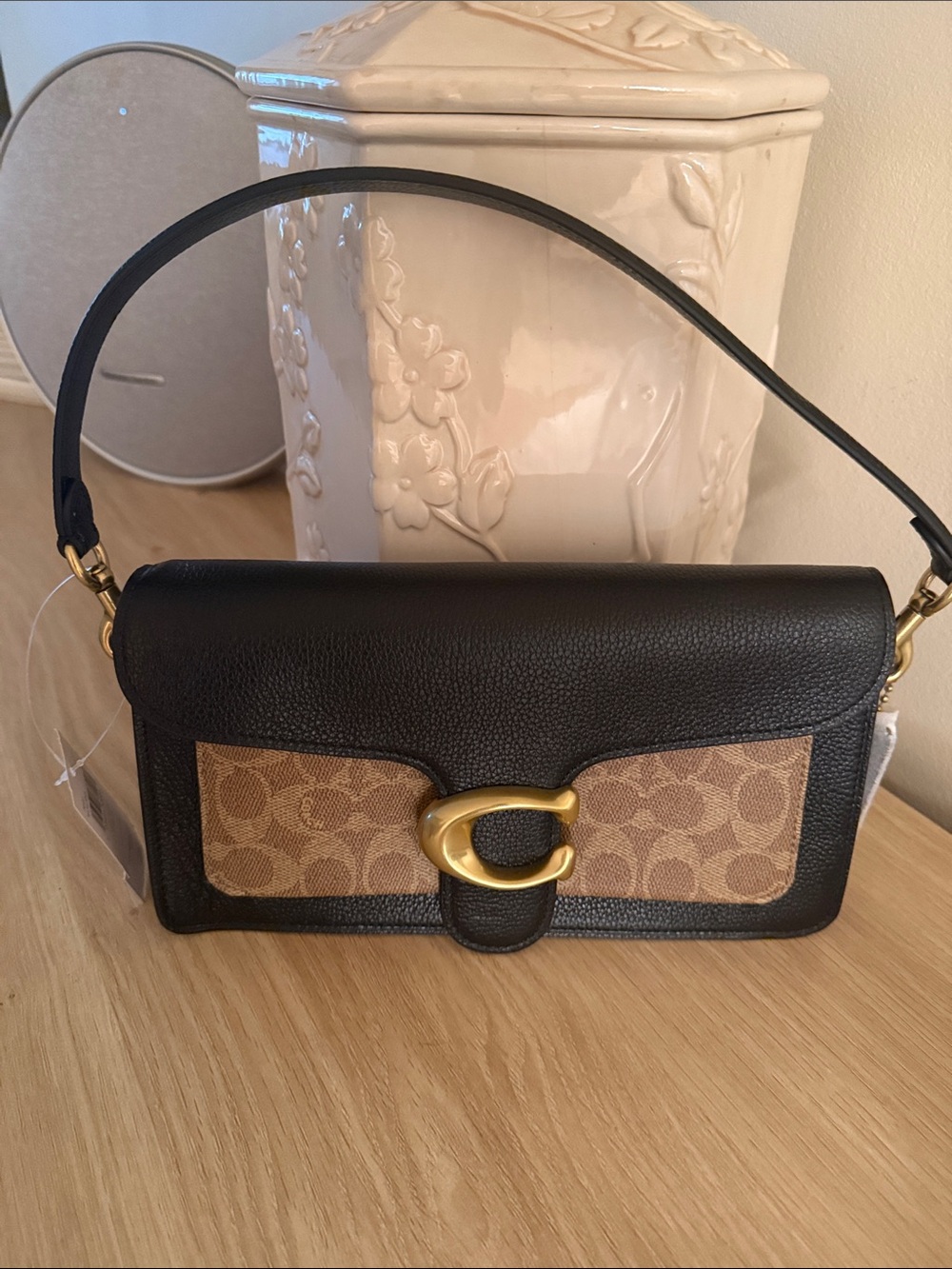 Coach Black CC Sig Tabby 26